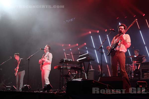 TWO DOOR CINEMA CLUB - 2013-07-06 - BELFORT - Presqu'ile du Malsaucy - 